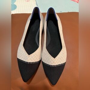 Rothy's Beige and Black Pointed Loafers